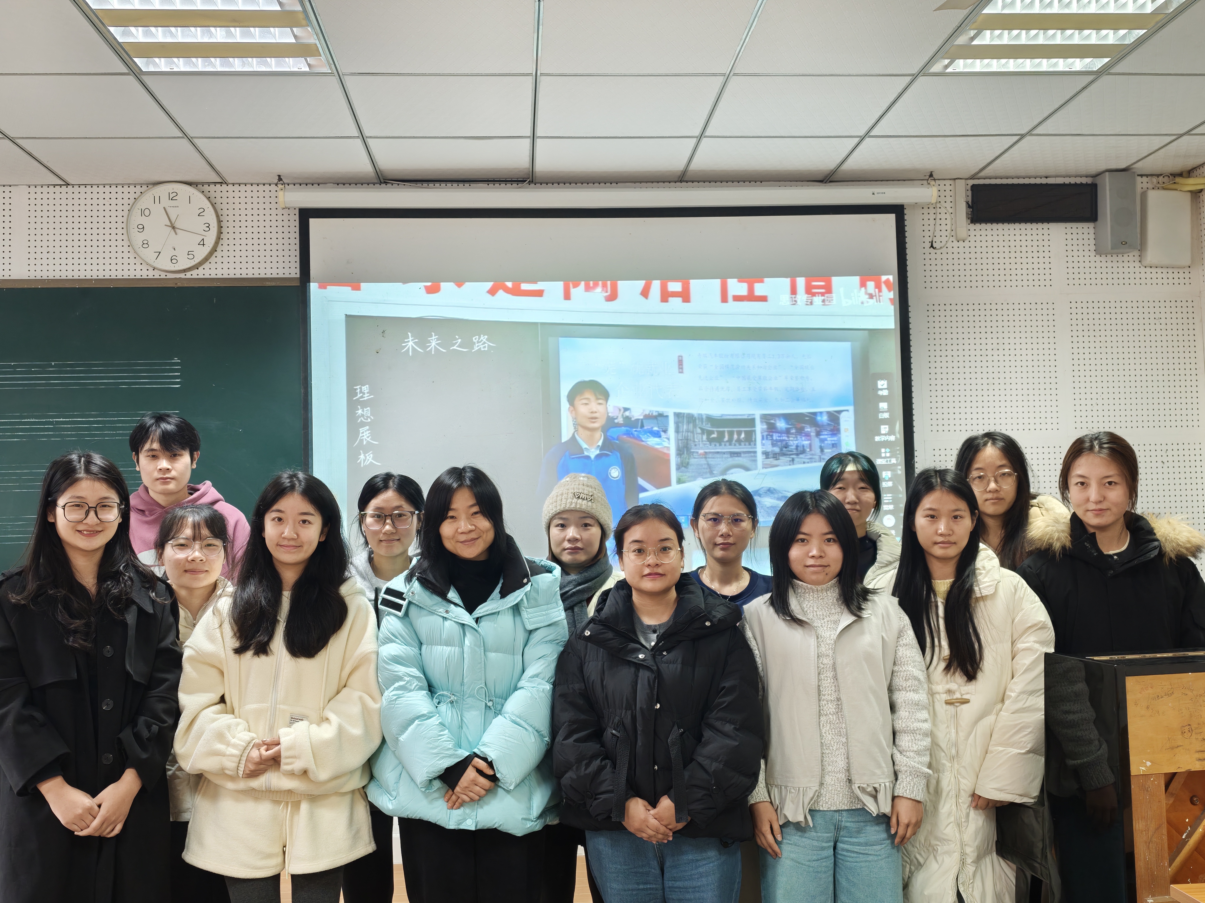 RSje_1765267439027062073.jpg RSje_1765267439027062073.jpg